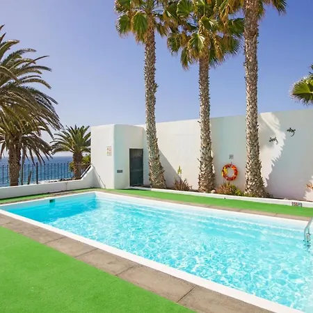 Villa Sleeps 8 Pool Air Con Wifi Costa Teguise